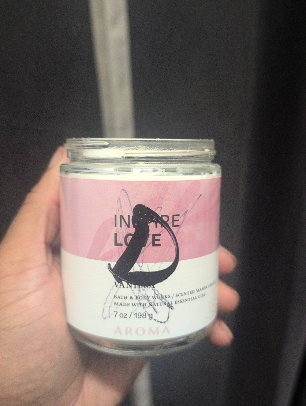 Roma Inspire Love Vanilla Scented Candle - Pink
